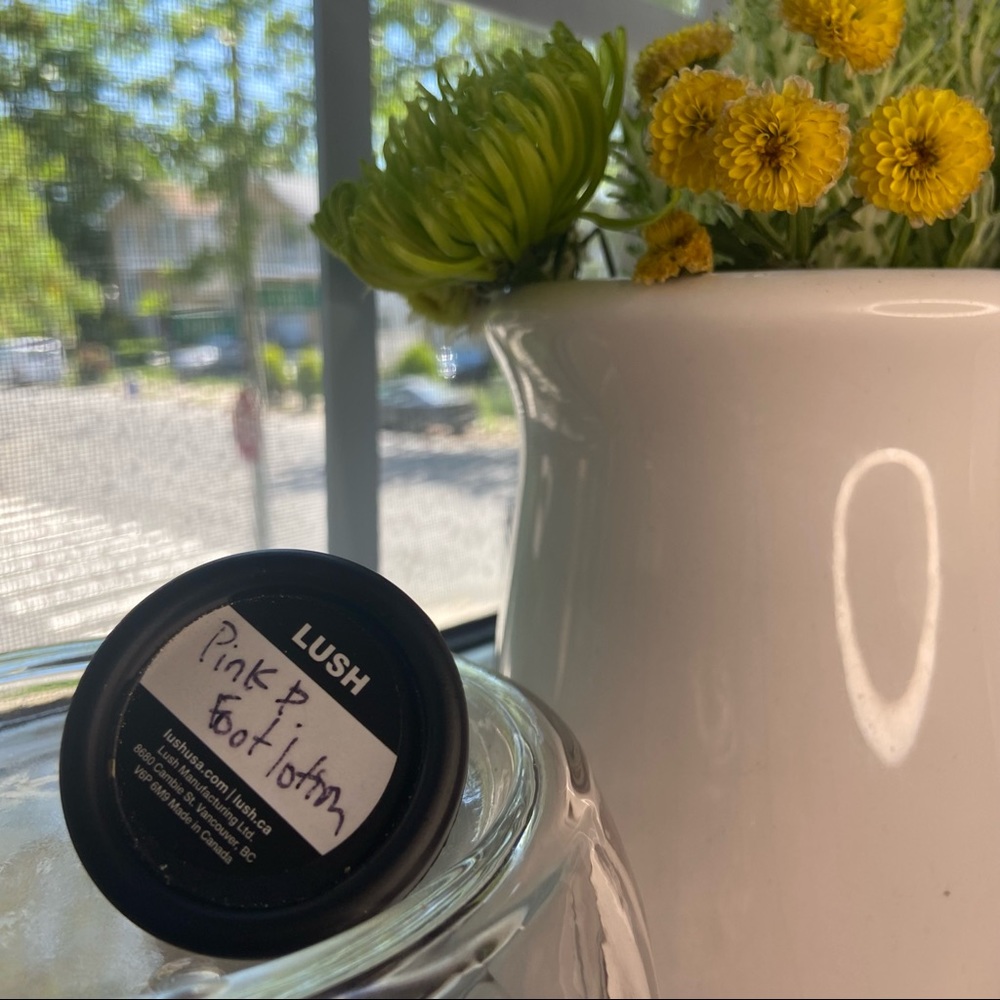 Lush pink peppermint foot lotion sample
